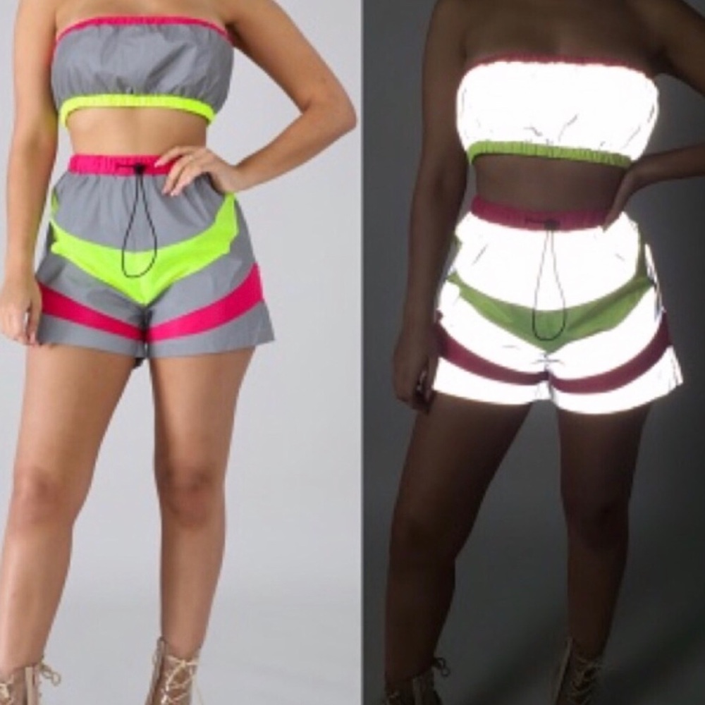 2pc Reflective high waisted short and tube top set
